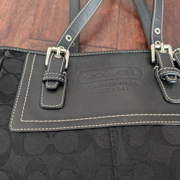Coach Black signature Jacquard Leather Trim Tote Handbag . - Picture 5 of 5